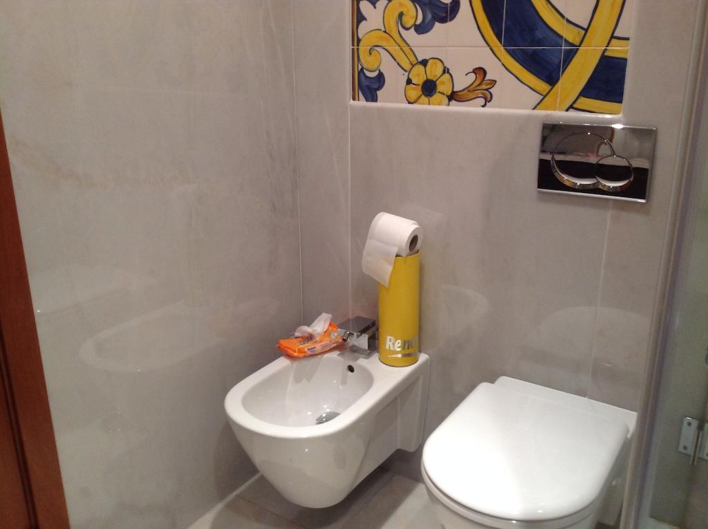 Canas Guest House In Lisboa Ngoại thất bức ảnh